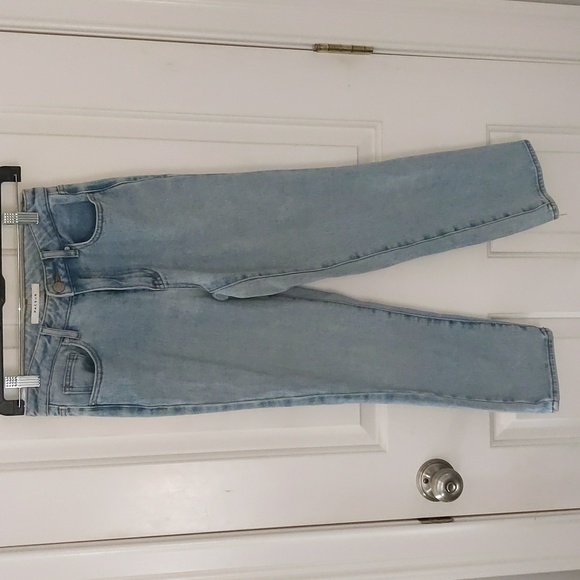 PacSun Jeans Euc Pacsun Light Wash Mom Jean Size 24 Poshmark